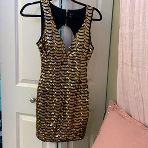 Dress gold sparkly